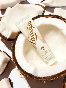 Lanolips Lip Scrub Coconutter is a 100% natural balm based scrub, containing ingredients including our ultra-pure grade lanolin, real finely grated coconut shell pieces and sugar.